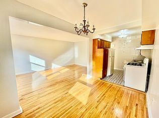 36-11 30th St #3, Astoria, NY 11106