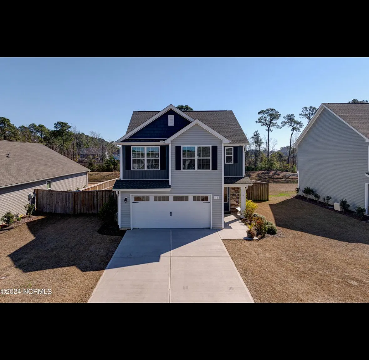 3 bed, 2.5 bath, 1951 sqft, $2,600 — Photo 3