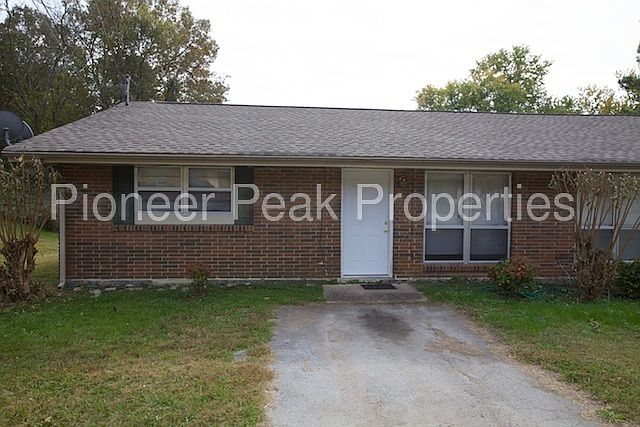 1st image of 7831 Basswood Dr