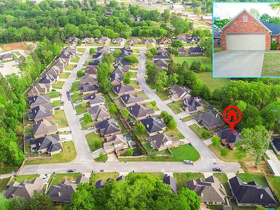 4th image of 816 Keble Ln