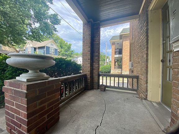2nd image of 1113-1115 W 41st St #1113-1E