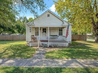 503 Pine St, Rossville, KS 66533