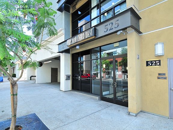 2nd image of 525 11th Ave Unit 1104