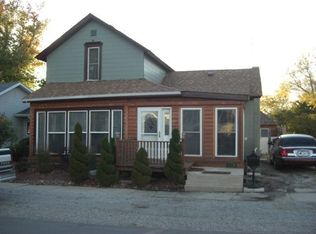 110 S Johnson St, Garrett, IN 46738