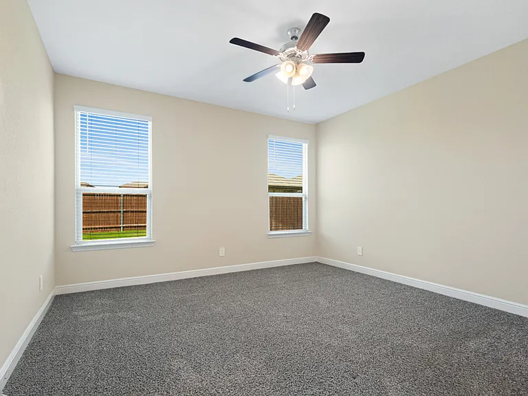 15517 Canford Ter — Photo 12