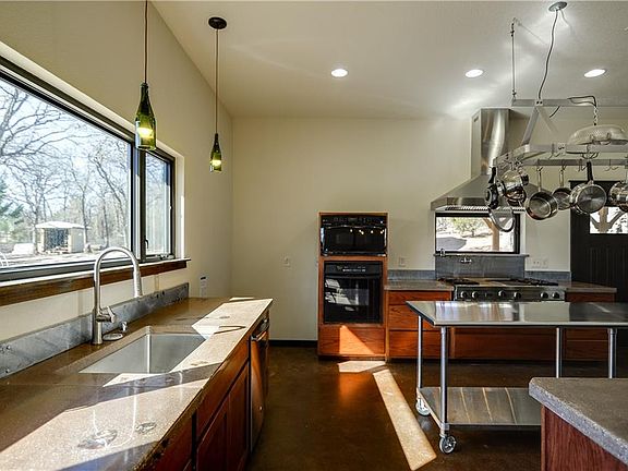 3rd image of 3317 Twin Creeks Dr