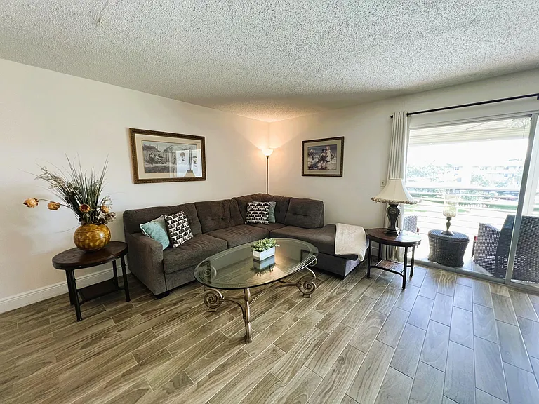 3402 Bimini Ln #G4 — Photo 3