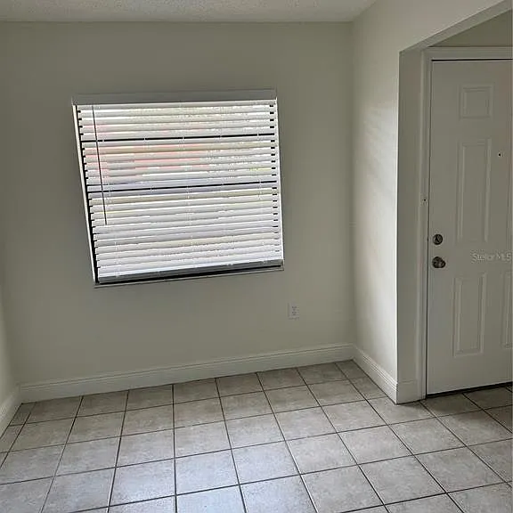 2219 Caribbean Dr S #27 — Photo 2