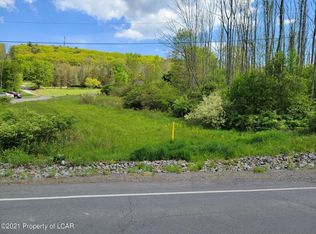 22 Bunker Hill Rd, Wyoming, PA 18644