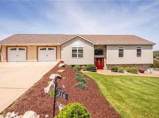 316 Marigold Dr, Greensburg, PA 15601