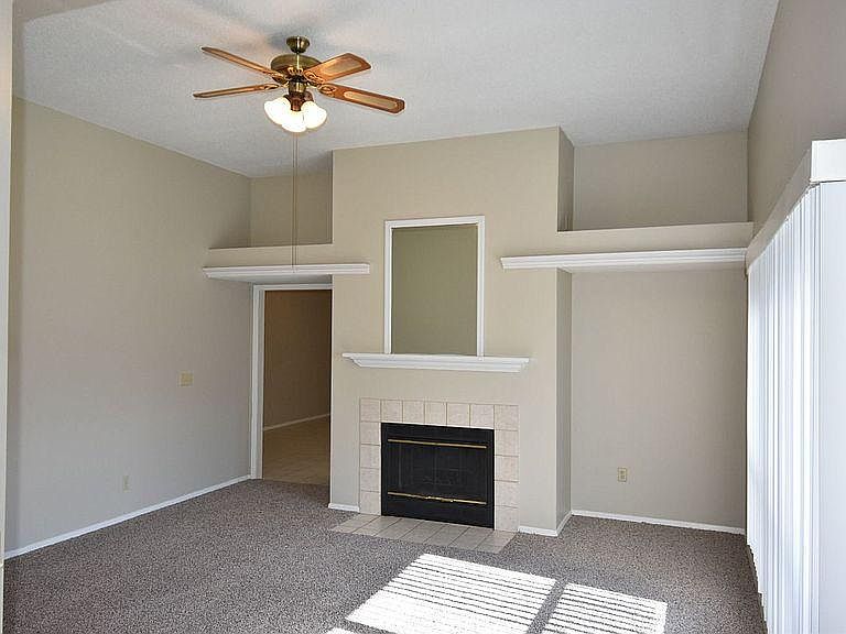 1st image of 1130 Tuxford Dr #9