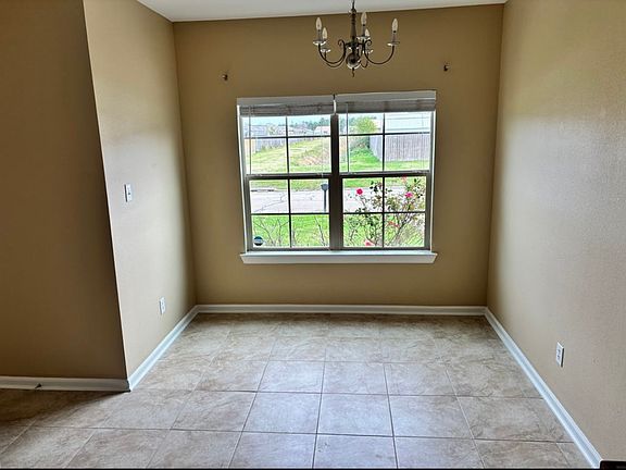 4th image of 22905 Atchafalaya Ave