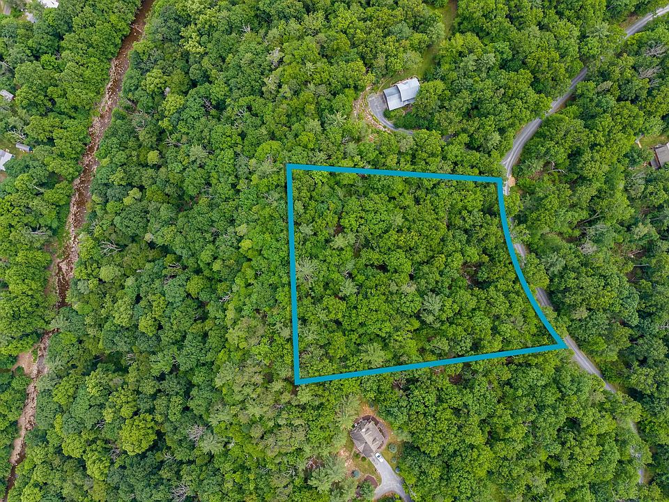 1st image of 5 Rabbits Foot Rd