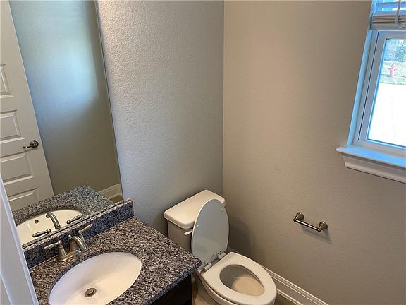 4th image of 4628 Katherine Dr