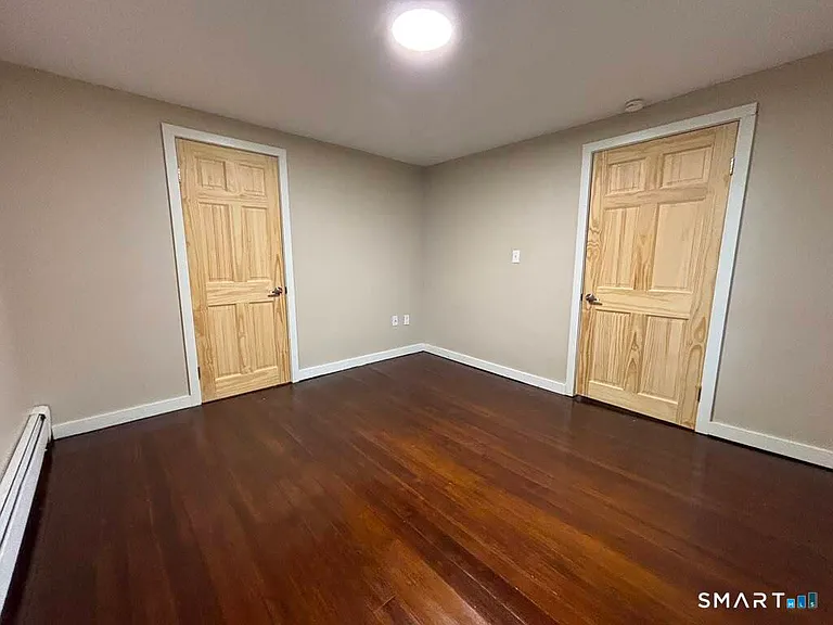 5 Seminary Rd — Photo 10
