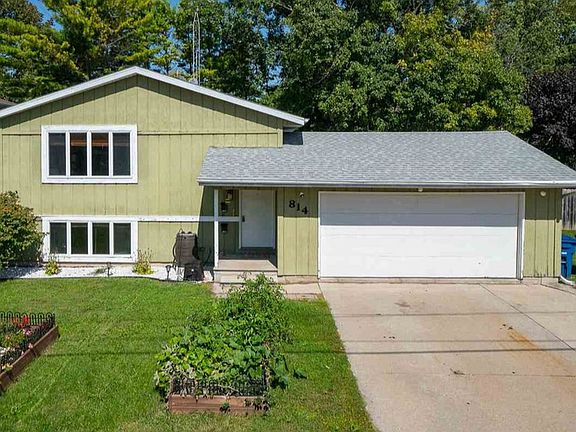 2nd image of 814 Harney Ave