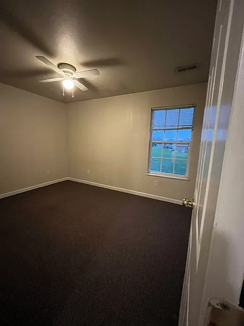 2 bed, 900 sqft, $795 — Photo 3