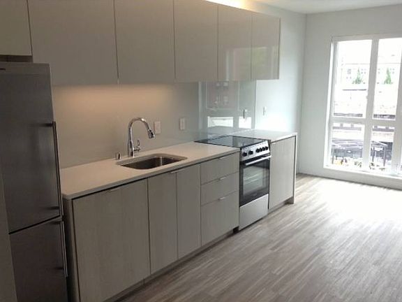 2nd image of 1551 Minor Ave APT 716