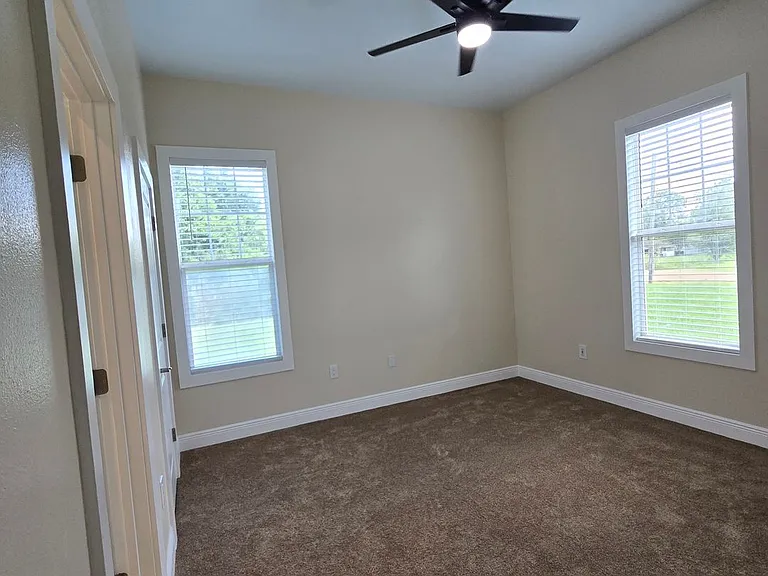 1818 Elvin Dr #B — Photo 19