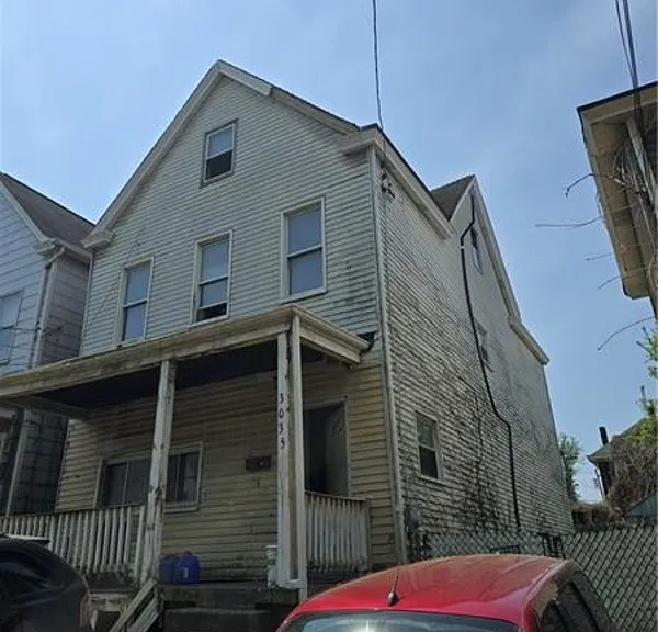 3035 Zephyr Ave — Photo 1