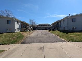 513 Zahn Dr #B, Akron, OH 44313