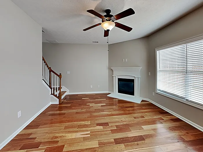 486 Astoria Way — Photo 6