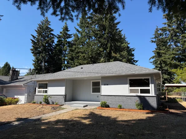 204 SW 142nd St, Burien, WA 98166