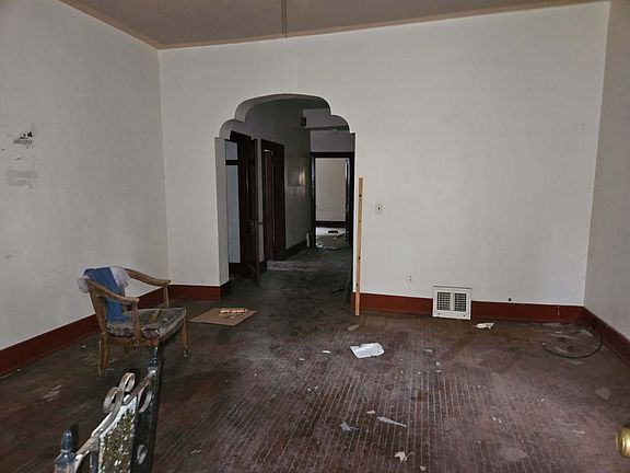 5th image of 505 N Evans St