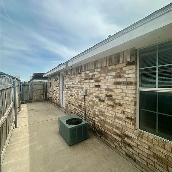 805 W Bronze Dr #4 — Photo 6