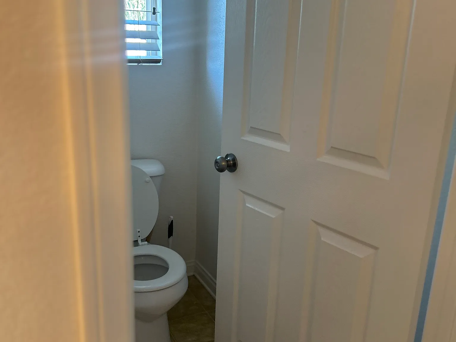 5 bed, 3081 sqft, $3,400 — Photo 2