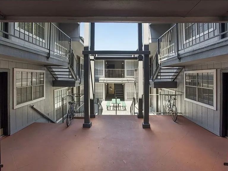 Marian Condos — Photo 14