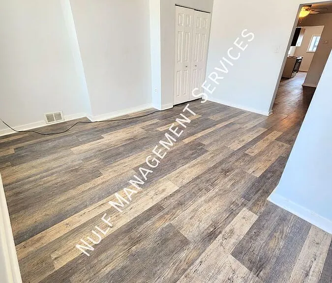 5231 Butler St #2 — Photo 6