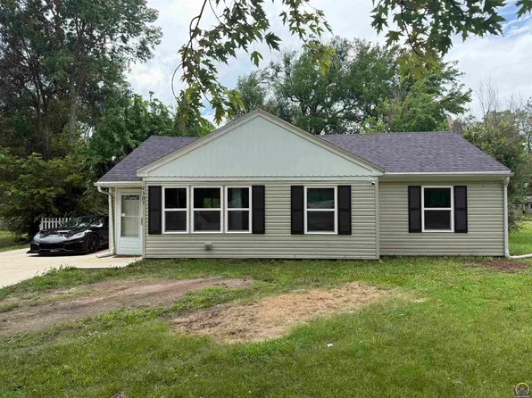 2303 SW High Ave, Topeka, KS 66611