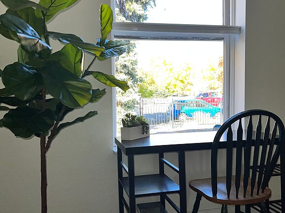 2nd image of 804 W 4th Ave APT 2