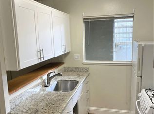 5425 College Ave #4, Oakland, CA 94618