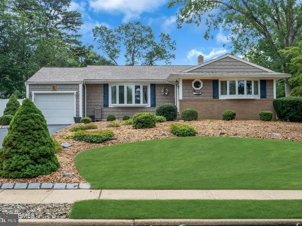 87 Norwood Dr, Toms River, NJ 08755