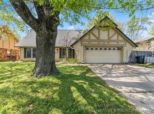 7152 S 73rd East Ave #B, Tulsa, OK 74133