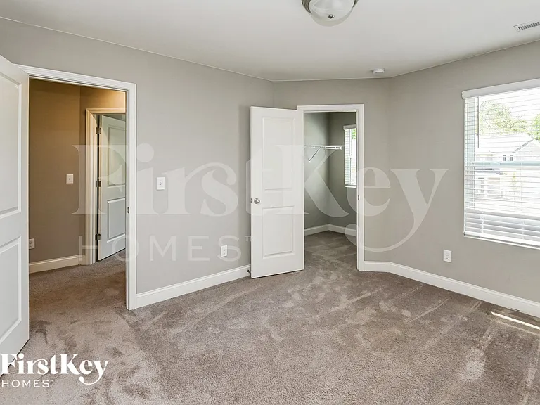 9553 Blue Knoll Ct — Photo 12