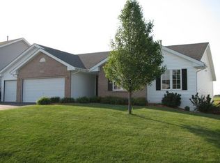 12861 Springhill Dr, Winnebago, IL 61088