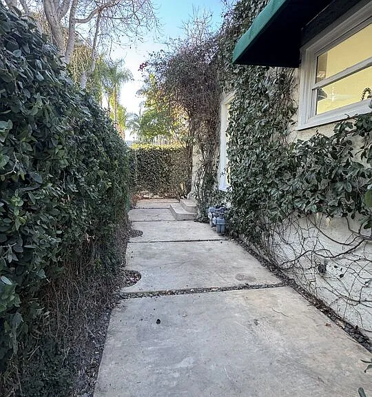 8715 Sherwood Dr — Photo 13