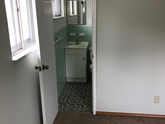 4th image of 6446 Hancock Ave