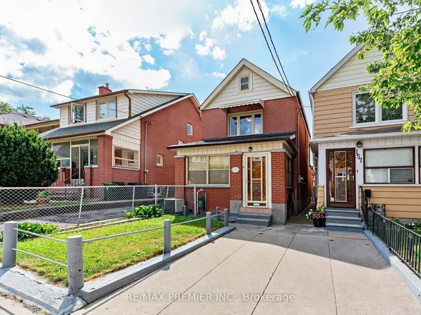 155 Ascot Ave, Toronto, ON M6E 1G5