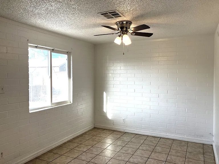3128 W Pima St — Photo 4