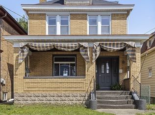 148 W Larkspur St, Homestead, PA 15120