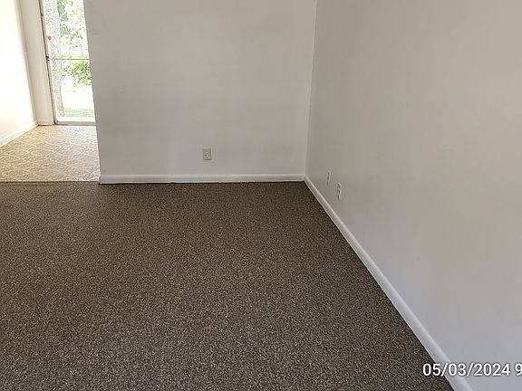 3rd image of 313 Oleander Dr
