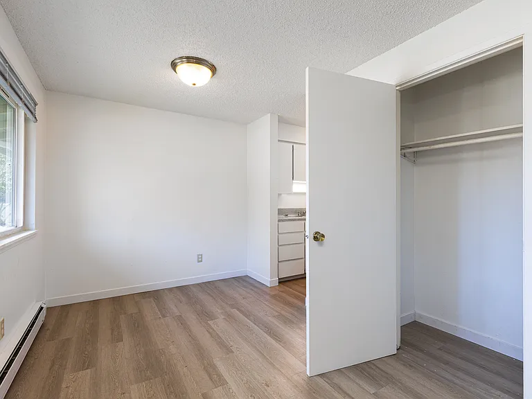 Timberwood Apartments — Photo 20