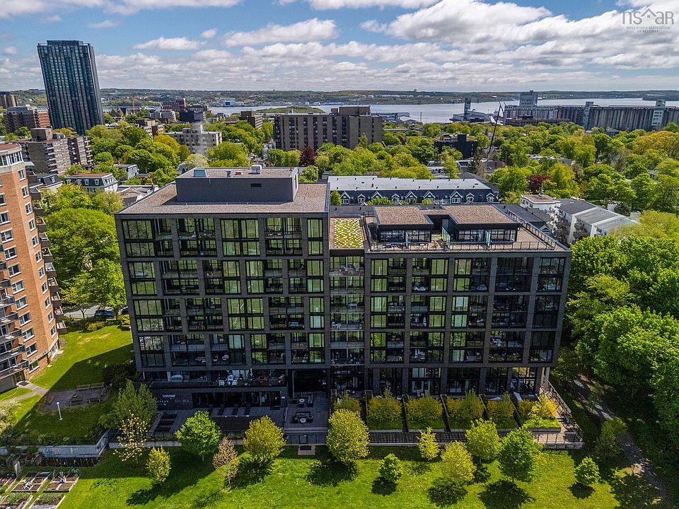 1st image of 1048 Wellington St #815