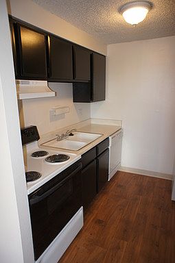 2nd image of 1140 Colorado Blvd APT 301