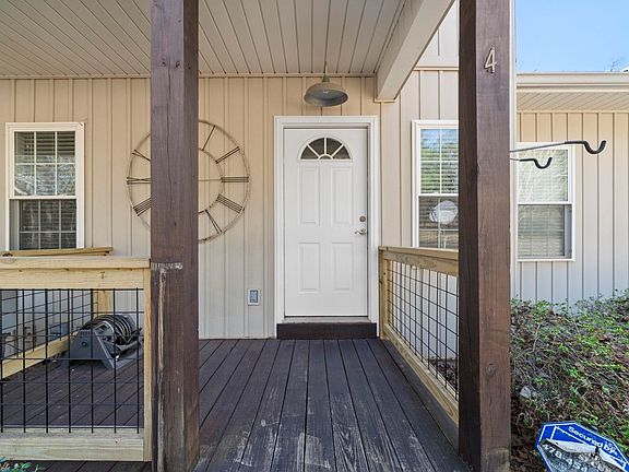 4th image of 655 Sandy Run Dr