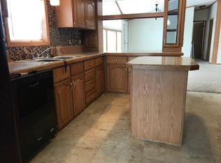 5155 Rhine Dr, Flint, MI 48507